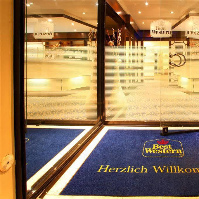 Western Ambassador Hotel